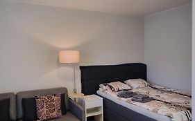 Kompakti yksiö numero 4 pienkerrostalossa